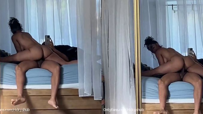 He Makes A Selfie Video As She Rides His Dick In Split Position