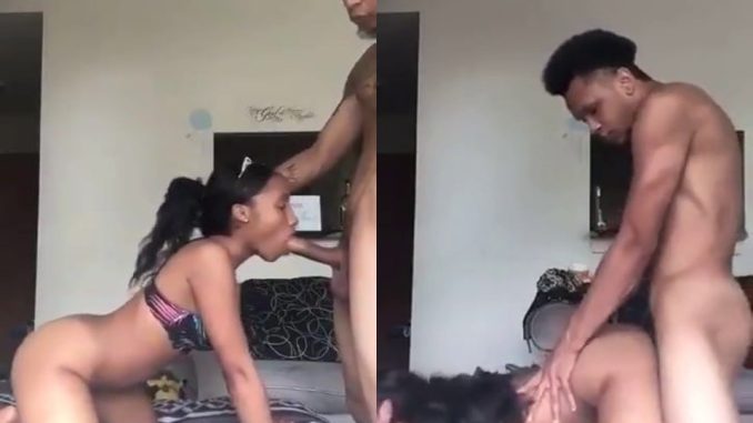 Teen Girl Sucks On That Dick Before Spreading Her Pussy For Some Hot Doggy