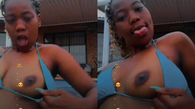 Another Mzansi Girl "Belinda.2544" Flashes Her Boobs On Instagram Live While In A Pool