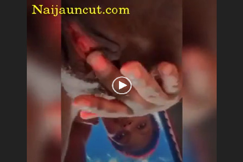 Nigerian Girl Masturbating And Playing With Her Ugly Pussy